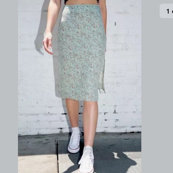 BM Phoebe Skirt - Picture 2 of 5